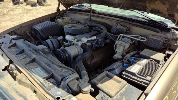 1997 Chevy Pickup 2500 Headlamp Assembly RH Silverado — photo 2
