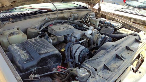 1997 Chevy Pickup 2500 Headlamp Assembly RH Silverado — photo 9