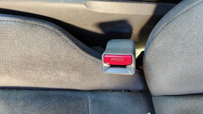 2006-2009 Honda Civic Driver Left Front Seat Belt Buckle Receiver Sedan Gr Gray