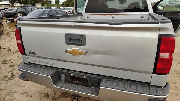 2015 Chevy Silverado 1500 Trunk/decklid/hatch/tailgate Gan Silver Work Big Dents — photo 3