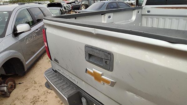 2015 Chevy Silverado 1500 Trunk/decklid/hatch/tailgate Gan Silver Work Big Dents — photo 7