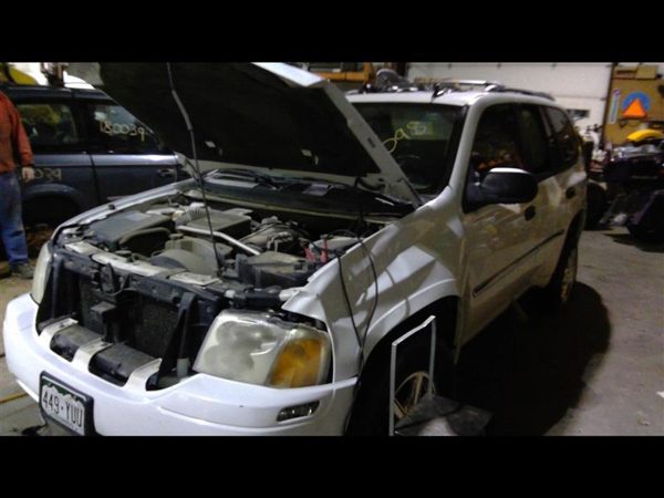 2008 GMC Envoy — vehicle photo 3