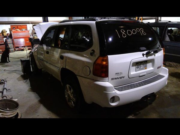 2008 GMC Envoy — vehicle photo 5