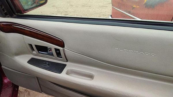 96-02 Eldorado Passenger Right Front Door Trim Panel With Switches Shale 155 — photo 4