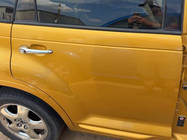 2002 Chrysler PT Cruiser Rear Door RH Inca Gold PY6 — photo 4