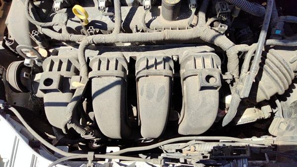 2012-2018 Ford Focus Intake Manifold Oem 2.0L Cp9Z9424D — photo 2