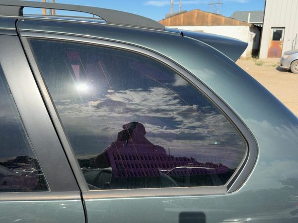 00-06 Bmw X5 Driver Left Rear Quarter Glass Back Side Window Oem Privacy Tint — photo 4