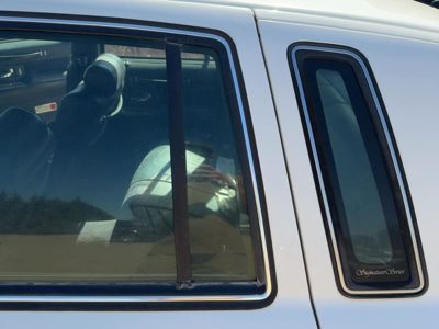 90-94 Town Car Driver Left Rear Vent Window Back Door Glass With Frame Oem