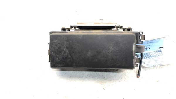 2006 Dodge Durango Multifunction Control Module Computer With Fuse Box 4X4 Oem — photo 3