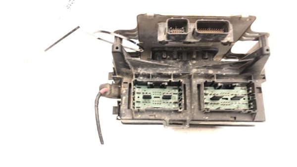 2006 Dodge Durango Multifunction Control Module Computer With Fuse Box 4X4 Oem — photo 6