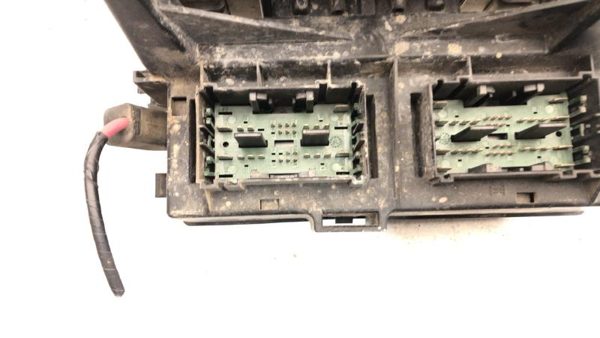 2006 Dodge Durango Multifunction Control Module Computer With Fuse Box 4X4 Oem — photo 7