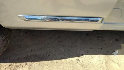 2011-15 Nissan Rogue Passenger Right Rear Moulding From Door Oem Back Trim Strip