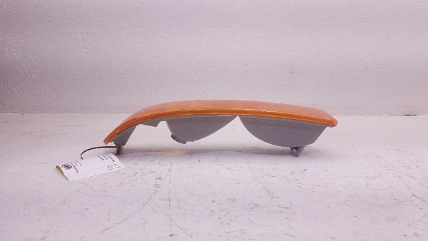 2004 Explor Fog/mark/park/turn Light/lamp RH Passenger Corner/park Light Below — photo 6