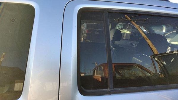 09-15 Honda Pilot Passenger Right Rear Vent Window Back Door Glass With Frame — photo 3