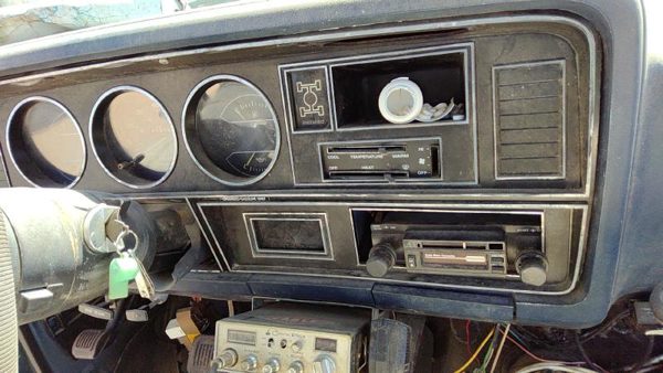 1984-1986 Dodge Ram W150 Trim Bezel Around Speedometer Oem Dash Surround Panel — photo 3