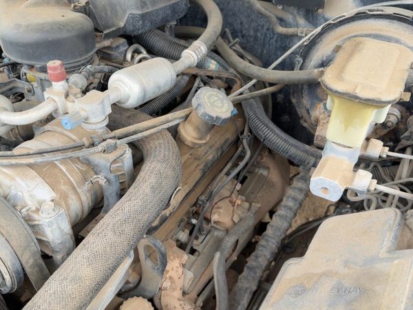 1987-2000 Chevy Silverado 1500 Driver Left Valve Cover Oem 5.7L — photo 3