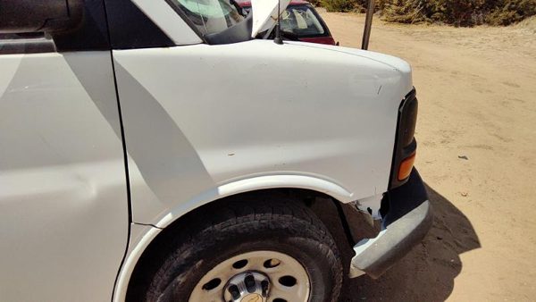 2012 Chevy Express 1500 Fender RH Van White 50U — photo 4