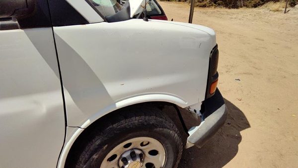 2012 Chevy Express 1500 Fender RH Van White 50U — photo 5