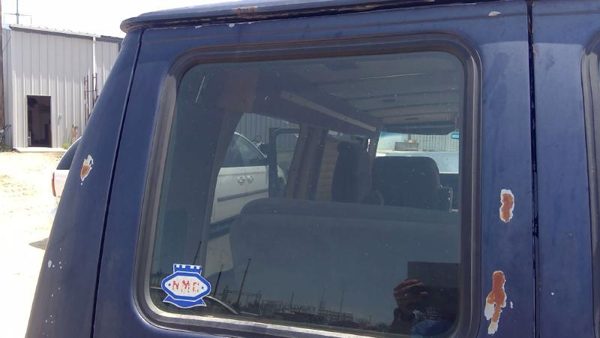 75-91 E150 Van Econoline Driver Left Back Window On Barn Door Stationary Rear — photo 4
