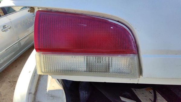 1992-1995 Pontiac Bonneville Driver Left Inner Tail Light Brake Lamp Oem Rear — photo 4