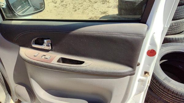 05-08 Uplander Passenger Right Front Door Trim Panel With Switches Gray 17B — photo 2