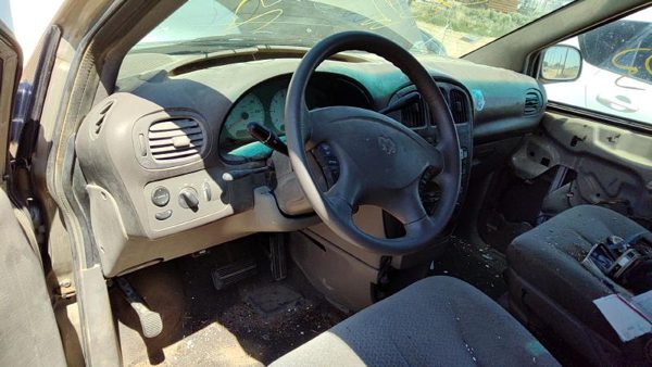2003 Dodge Caravan — vehicle photo 3