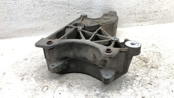 2005 Chevy Silverado 1500 Power Steering Alternator Mount Bracket Oem 12554030 — photo 6
