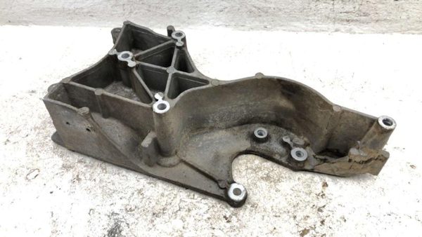 2005 Chevy Silverado 1500 Power Steering Alternator Mount Bracket Oem 12554030 — photo 11