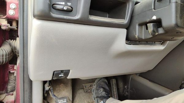 01-04 Chevy Venture Lower Dash Under Column Knee Bolster Trim Panel Oem Gray 14D — photo 4