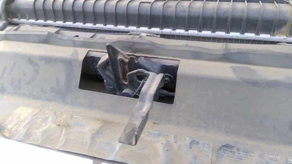 1999-2007 F350 Super Duty Hood Latch Assembly With Bracket Oem 6C3z16138aa — photo 4