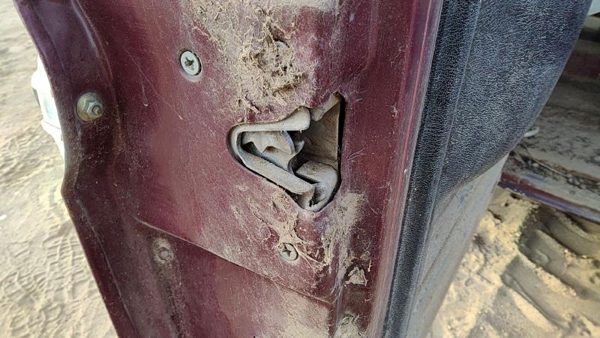 1975-1979 Ford F150 Driver Left Front Door Latch With Rods/Cables Oem — photo 2
