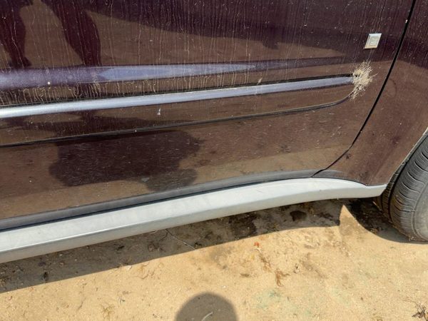 05-09 Equinox Passenger Front Moulding From Door Trim Strip Black Amethyst 71U — photo 4