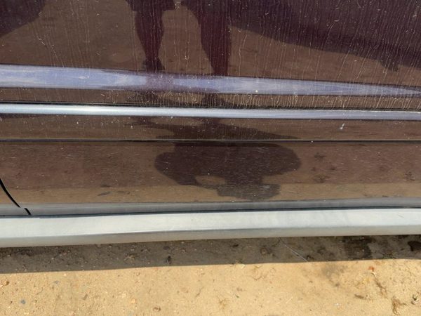 05-09 Equinox Passenger Front Moulding From Door Trim Strip Black Amethyst 71U — photo 5
