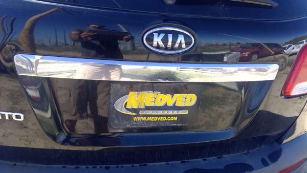 11-13 Kia Sorento License Plate Trim Surround Panel Oem Tail Trunk Finish — photo 7