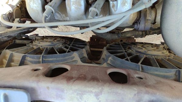 05-07 Chrysler Town Country Electric Cooling Fan Assembly Oem With Motors 3.8L — photo 1