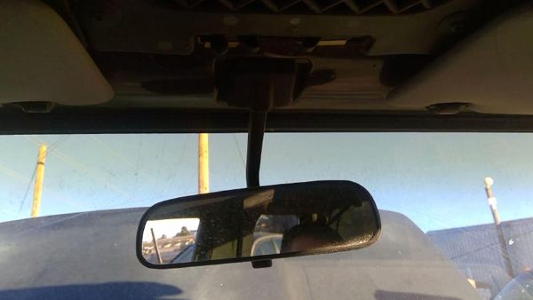 1996 Geo Tracker Inside Rear View Mirror Oem Windshield Mounted — photo 5