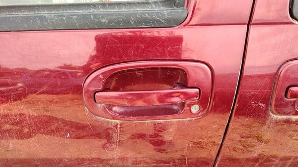 2000-2004 Chevy Venture Driver Left Front Outside Door Handle Oem Red 72U — photo 2