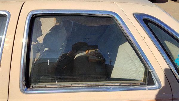1984-1987 Ford Tempo Driver Left Rear Side Window Door Glass Oem Back — photo 3