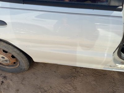 2001 Chevrolet Cavalier Rear Door RH Bright White 16U