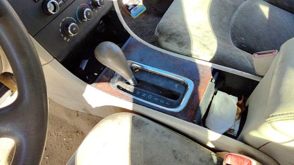 05-09 Lacrosse Auto Floor Shifter Lever Assembly Automatic Transmission 52B — photo 3