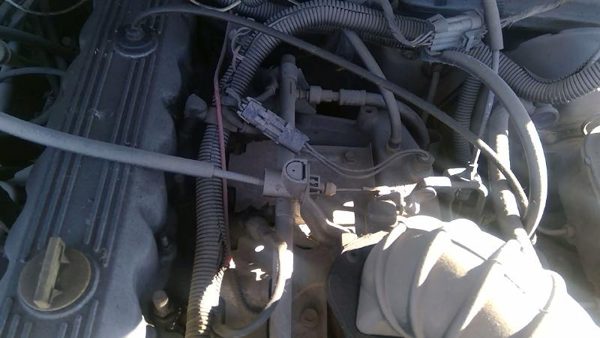 87-90 Jeep Cherokee Intake With Fuel Rail With Injectors Set Loaded Oem 4.0L Xj — photo 5