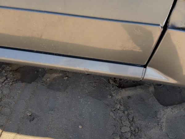 04-05 Srx Passenger Right Lower Rocker Panel Moulding Side Skirt Oem Silver 42U — photo 5