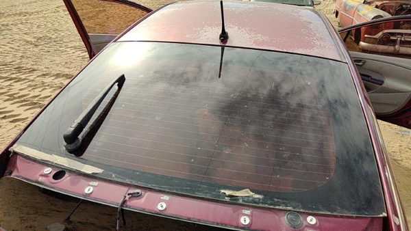 2010-2014 Honda Insight Upper Back Glass Rear Window Oem 73211Tm8A01 — photo 2