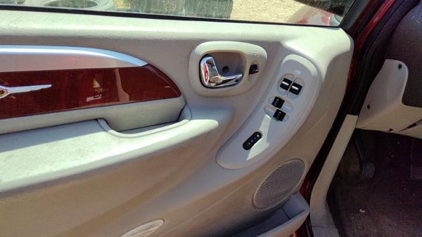 06-07 Town Country Driver Left Front Door Trim Panel With Master Switch Khaki J1 — photo 4