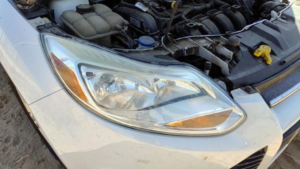 2012-2014 Ford Focus Ford Focus Passenger Right Head Light Oem Front Lamp — photo 2