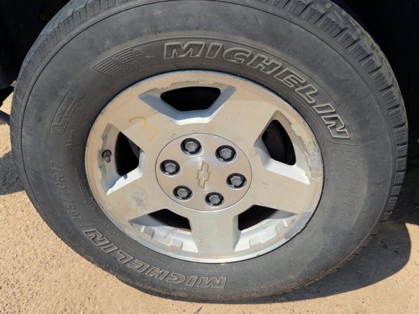 2004-2006 Chevy Suburban 1500 17" Wheel Oem Factory Rim P25 #3 09594489 — photo 4