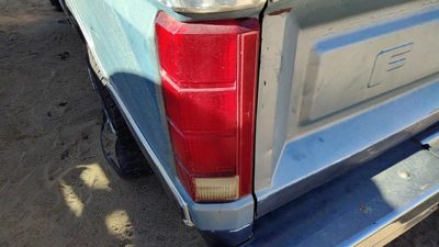 1980-1986 Ford F150 Driver Left Tail Light Brake Lamp Oem Rear E4tz13404b