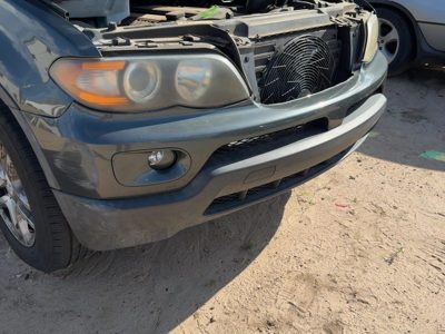 04-06 X5 Front Bumper Cover 3.0L Without Park Assist E53 Highland Green A11