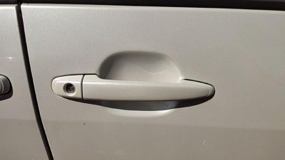 2004-2010 Toyota Sienna Passenger Right Front Outside Door Handle Oem White 071