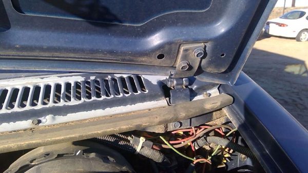 1971-1995 Chevy G20 Van Driver Left Hood Hinge Assembly Oem Blue 03962449 — photo 6